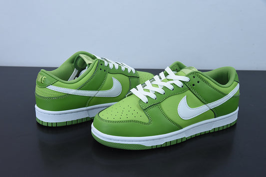 Nike Dunk “Chlorophyll”