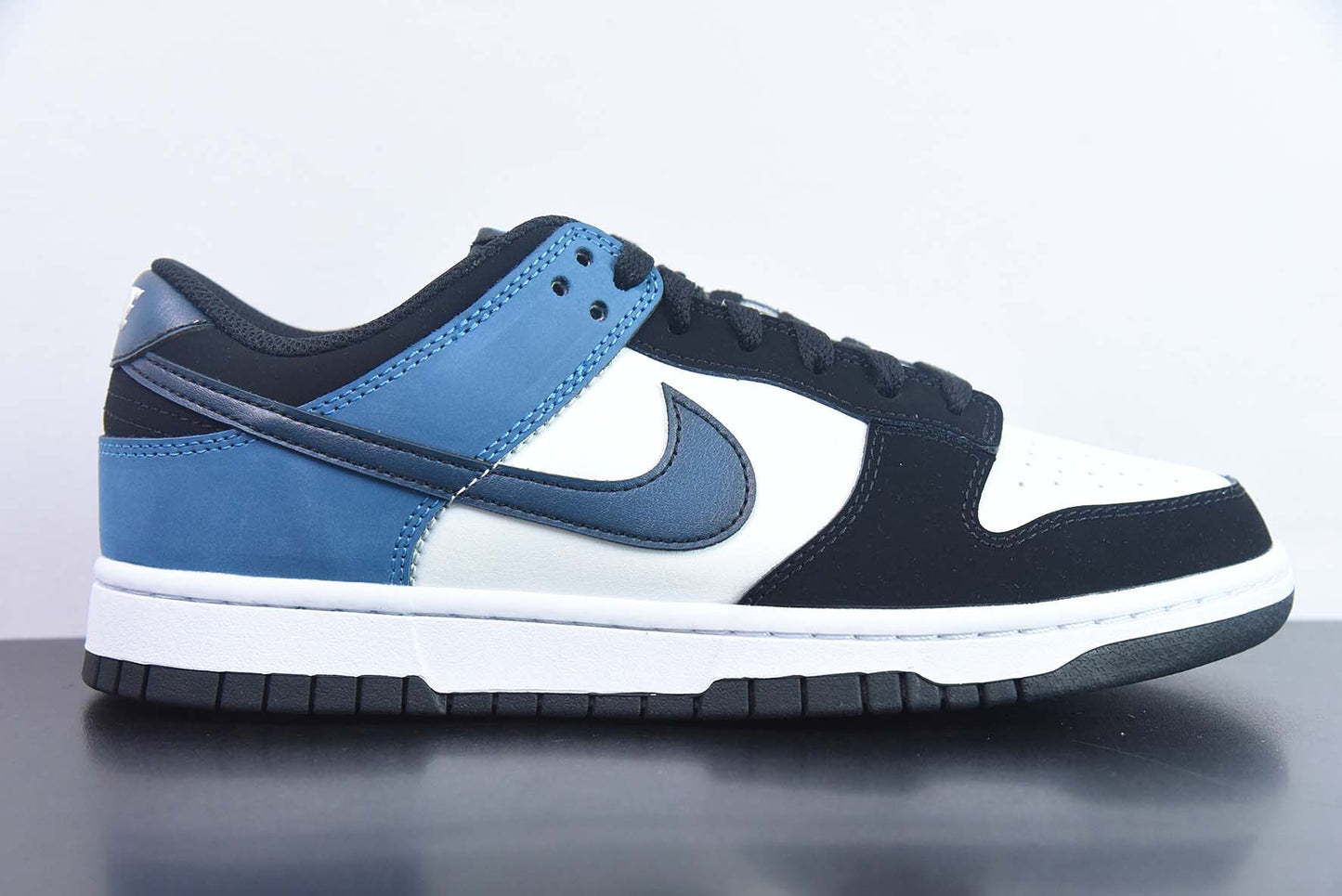 Nike “industrial Blue” dunk