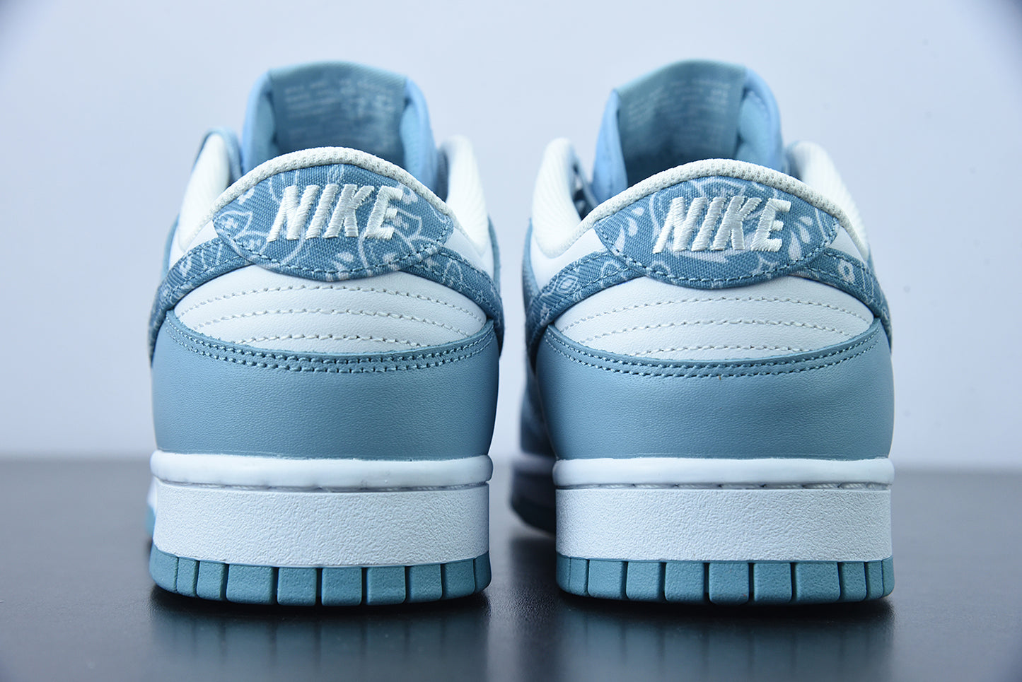 Nike Dunk “Worn Blue Paisley”