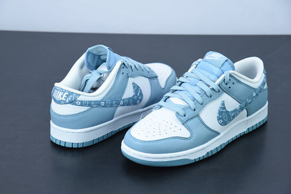 Nike Dunk “Worn Blue Paisley”