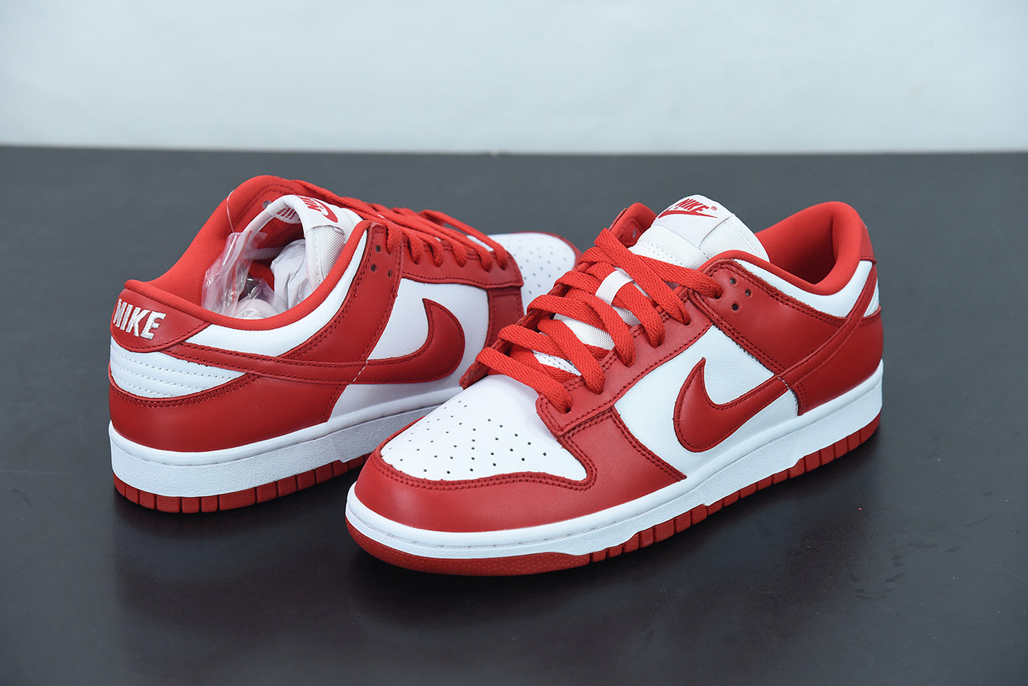 Nike Dunk “University Red”