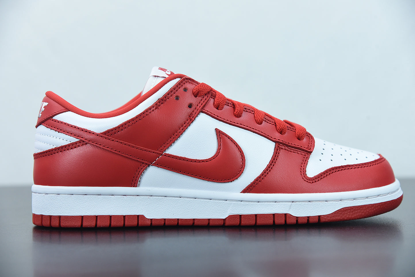 Nike Dunk “University Red”