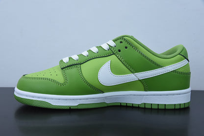 Nike Dunk “Chlorophyll”